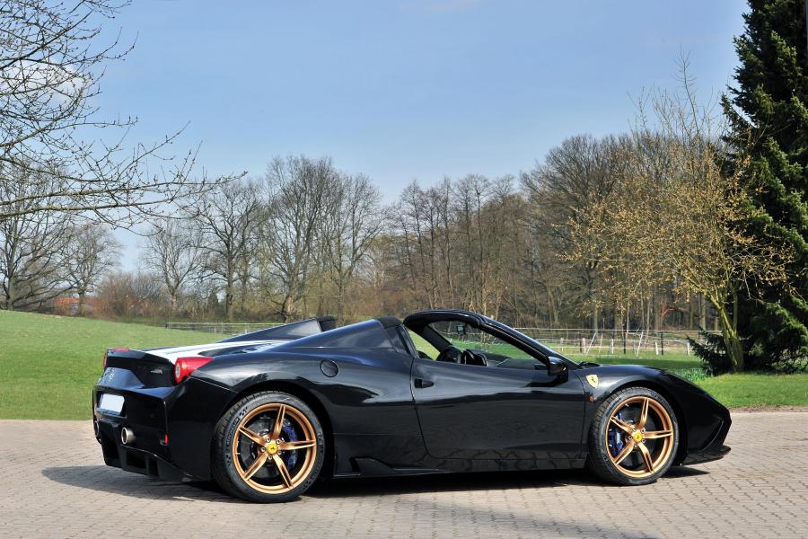  Ferrari 458 Italia Speciale A 2014 года  (фото 20 из 24)